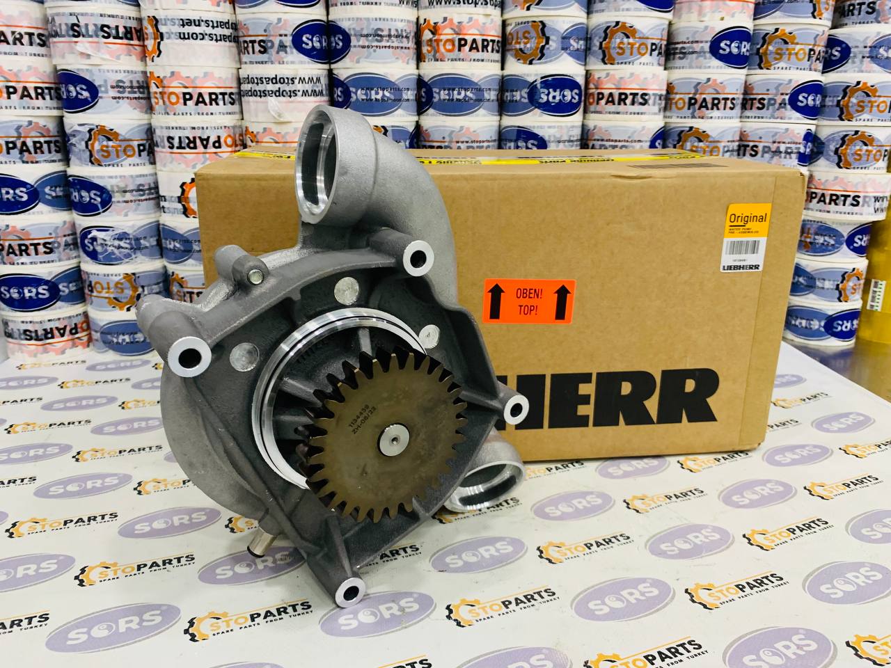 WATER PUMP 10138461 FOR LIEBHERR